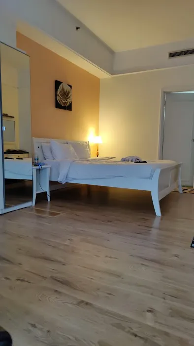Golden Dream Service Suite at Times Square Picture 8
