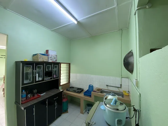 Yusro Homestay Picture 7