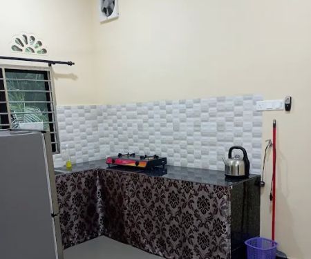 Cili Homestay