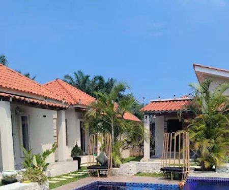 Laman Zavilla With Private Pool