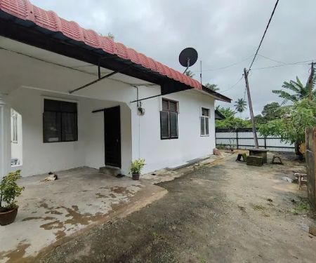 Hj Seman Homestay