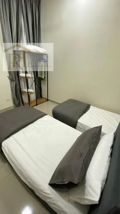 RH House Stay Picture 1