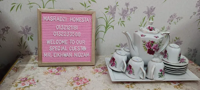 Masradzi Homestay Picture 1