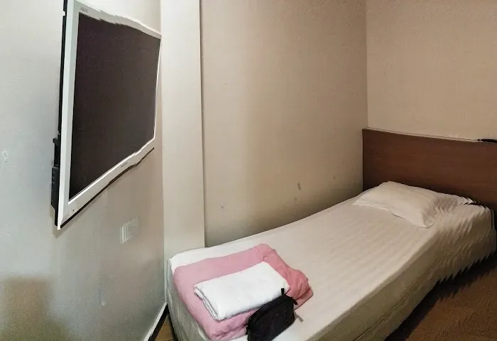 The 16 Hotel Picture 2