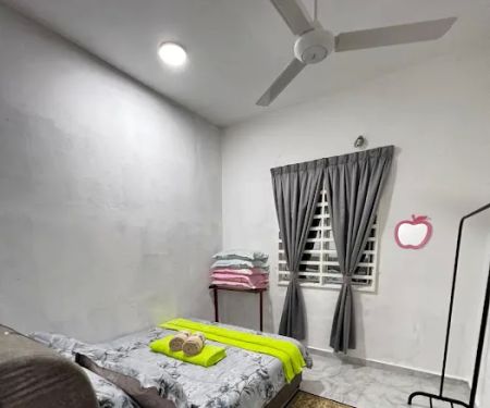 Aiman Homestay Chiku 03