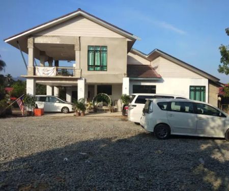 Homestay Kak Dah Adam Chiku 3
