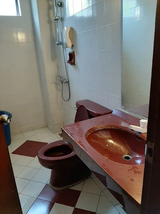 B Hotel Picture 1