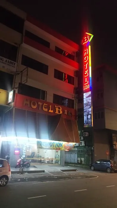 B Hotel Picture 4