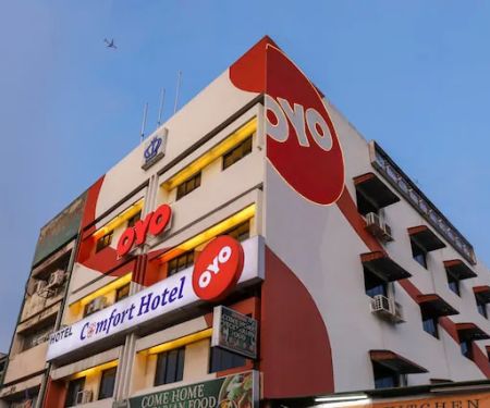 OYO 472 Comfort Hotel 1