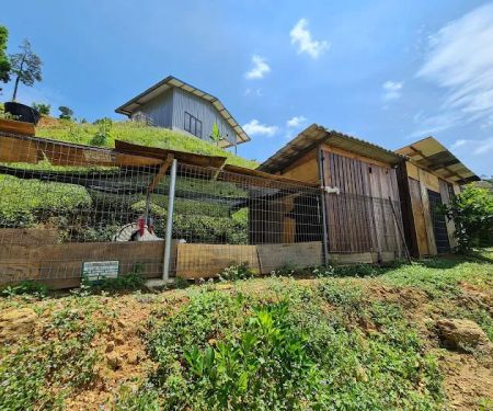 3 Stooges Valley Home stay - By private invitation