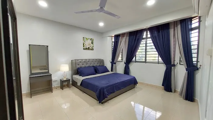 Azzalia Homestay Picture 3