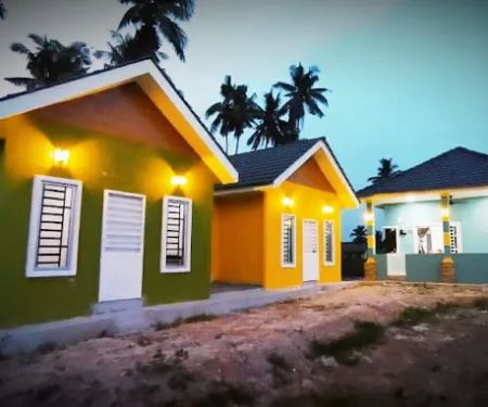 Alana Cottage 2124
