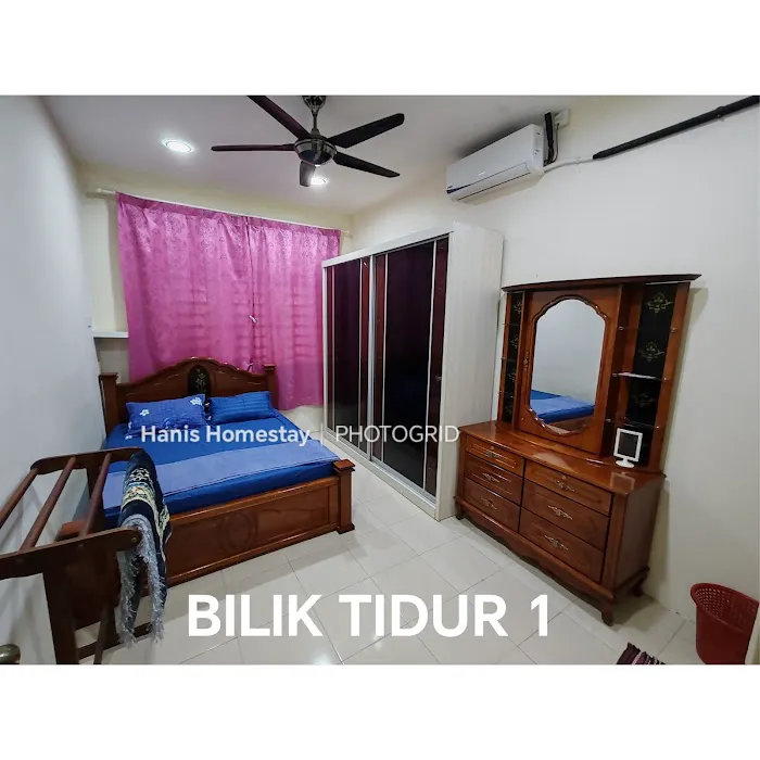 HANIS HOMESTAY Picture 3