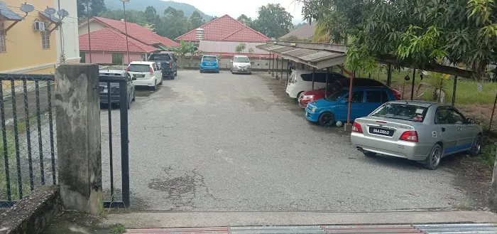 Kuarters Kakitangan RISDA Picture 2