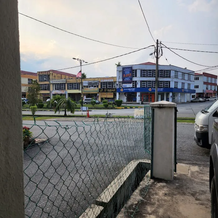 Homestay Bandar Baru Kuala Lipis - Anuar Picture 4