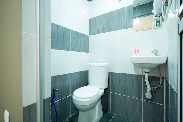 OYO 1094 Q One Hotel Dengkil Picture 3