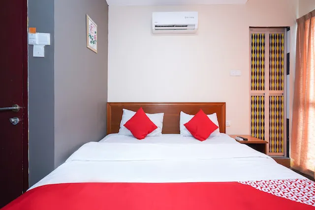OYO 1094 Q One Hotel Dengkil Picture 10