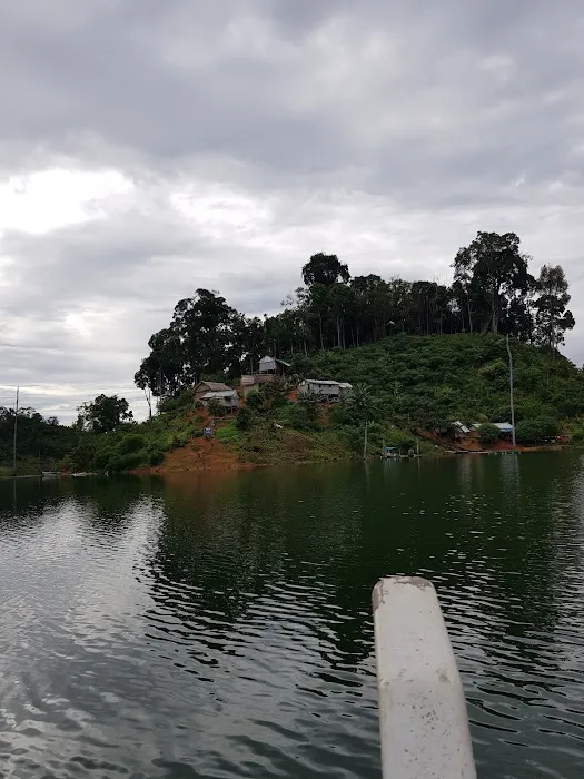 Resort Terapung Mat Shah Picture 10