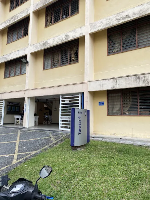 Kolej Teratai 4 Picture 2