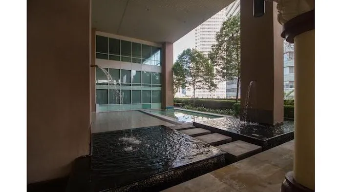 OYO Home 676 Lavish 1BR Near Quill City Mall Picture 4