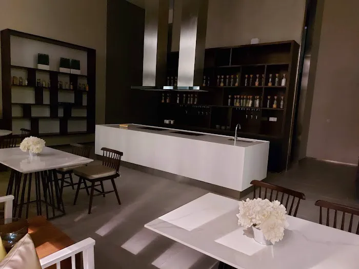Three33 residence Picture 9