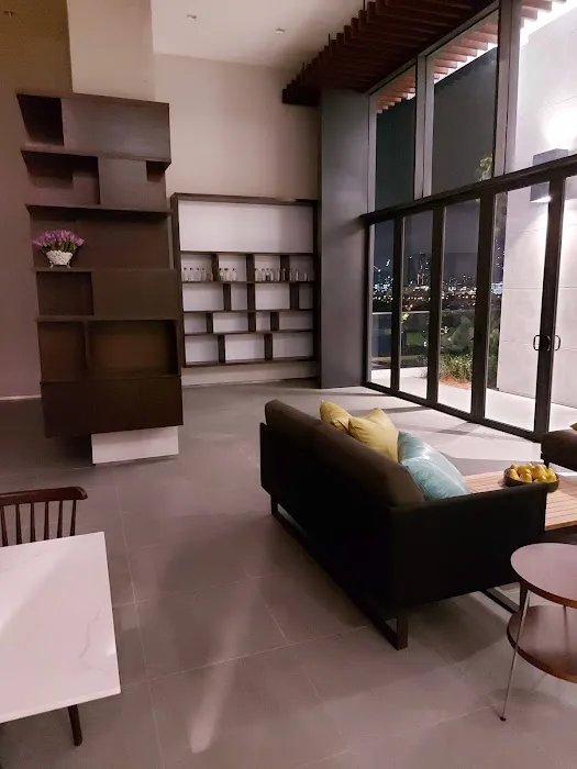 Three33 residence Picture 8