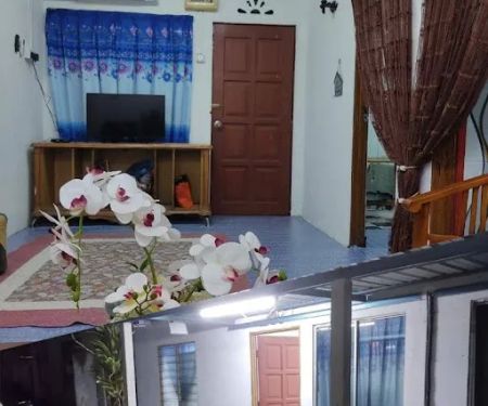 homestay nurfadz sg buloh