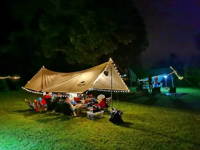 The Somer Campsite Picture 1