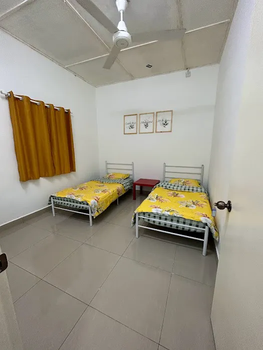 Guest House Royal Bayu (Homestay) Picture 7