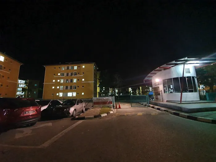 Hostel Siswi F4, Universiti Selangor Picture 1