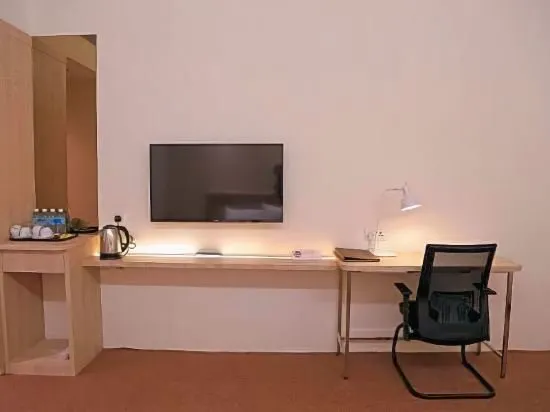 Top Holiday Hotel Picture 7