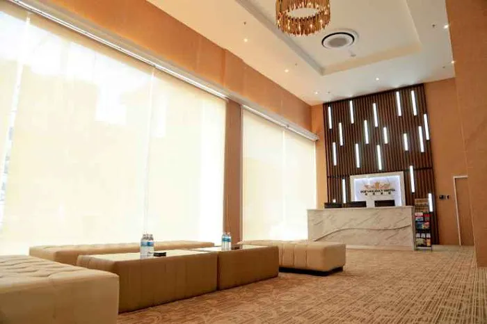 Top Holiday Hotel Picture 10