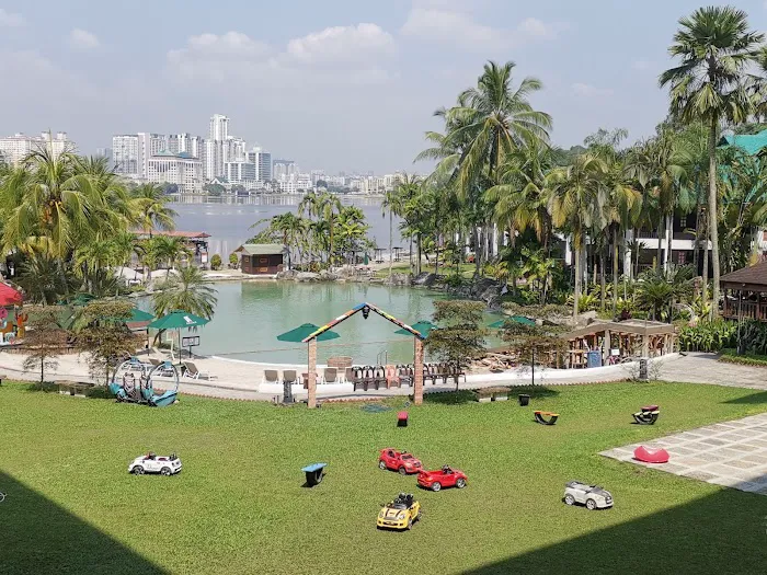 Mines Beach Resort Picture 10