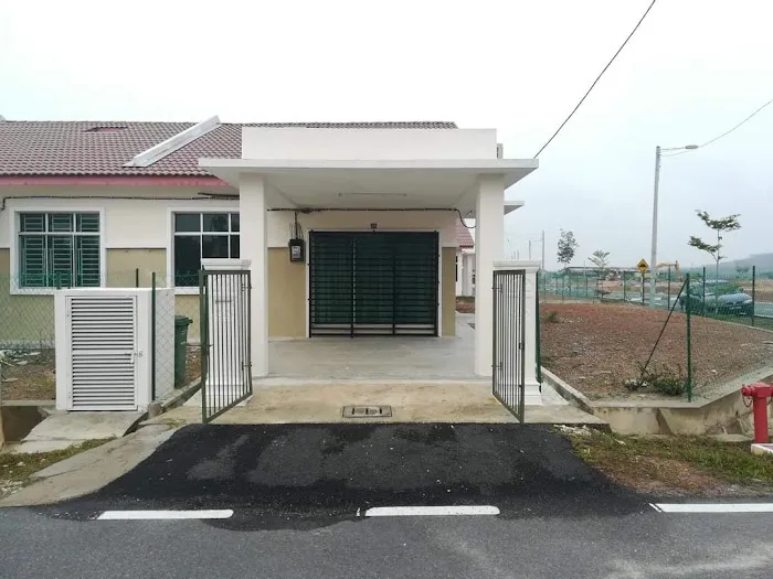 ImpianKoner Homestay Picture 10
