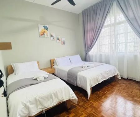KUANTAN SEASIDE VILLA 临海居