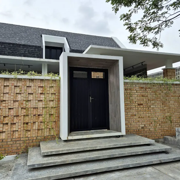 VILLAMAYA POOL HOME STAYCATION SUBANG Picture 1