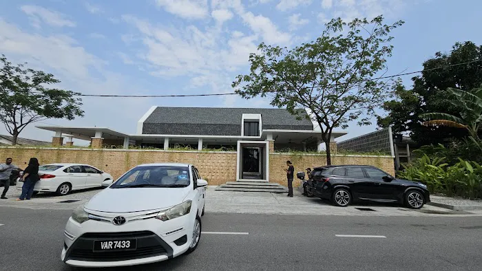 VILLAMAYA POOL HOME STAYCATION SUBANG Picture 3