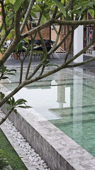 VILLAMAYA POOL HOME STAYCATION SUBANG Picture 7