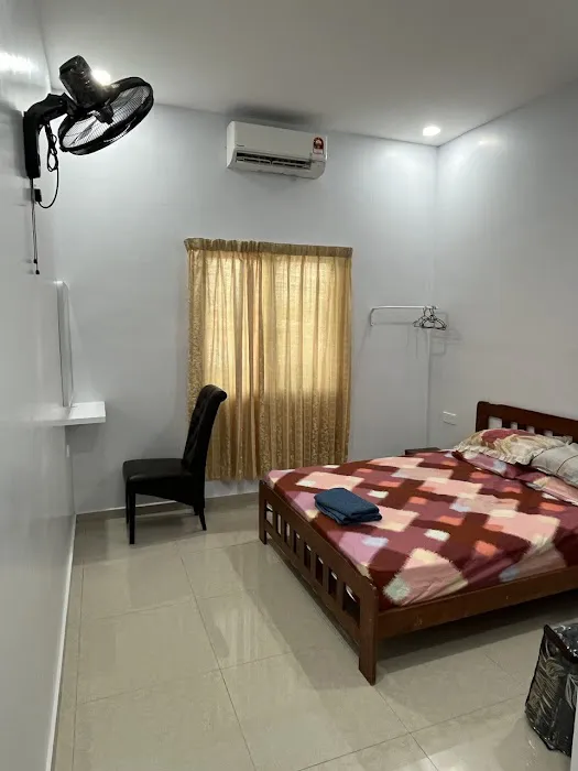 LK HOMESTAY@ Jalan Cengal Picture 2