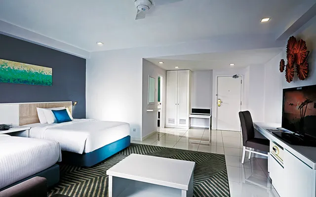 First World Hotel Picture 2