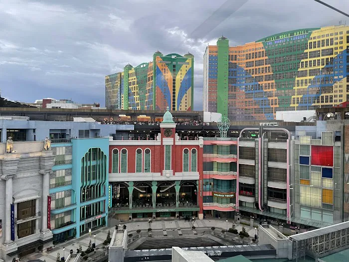 First World Hotel Picture 8