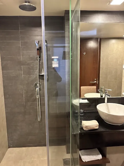 Resort Hotel Picture 7