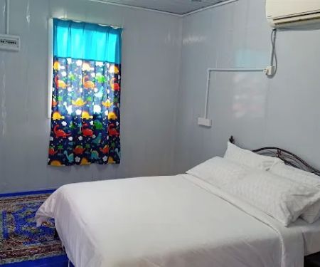 Tiny Homestay