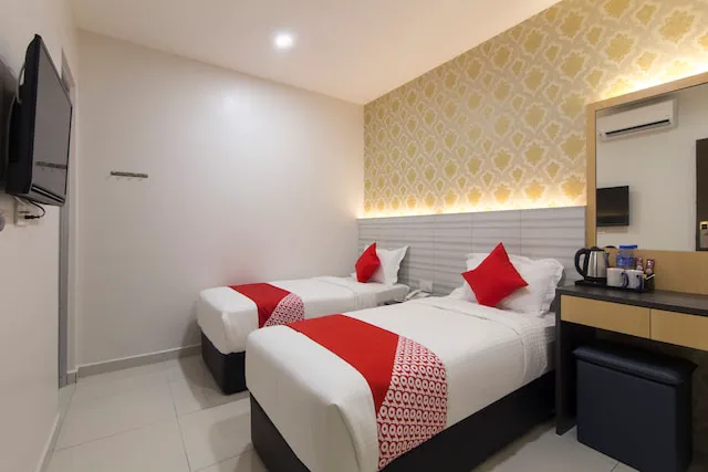 B&L Hotel Picture 12