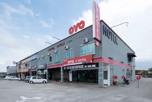 OYO 90050 V Hotel Picture 2