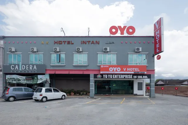 OYO 90050 V Hotel Picture 8