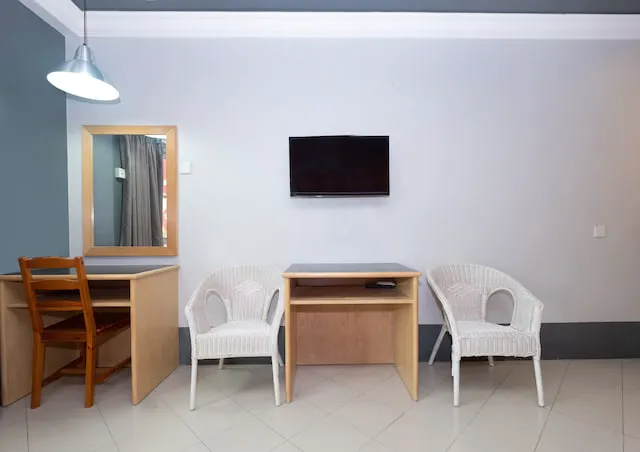 OYO 90050 V Hotel Picture 10