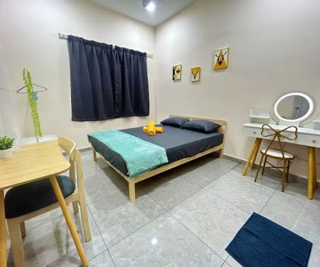 Lot 8 @ Markisa Homestay