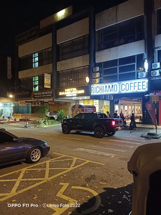 Hotel Zamburger Sungai Besi Picture 10