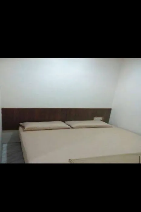 Hotel room rental Picture 9